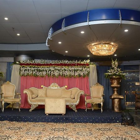 Hotel Leaders Inn Лахор Екстериор снимка